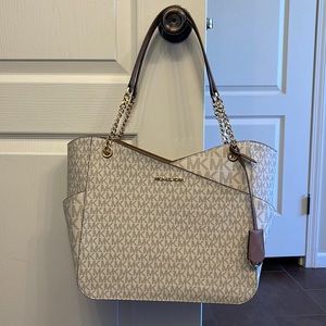 Michael Kors shoulder bag white monogram